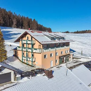  Apartment Edelweiß - Appartements&café