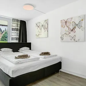  Apartment Schmetterling